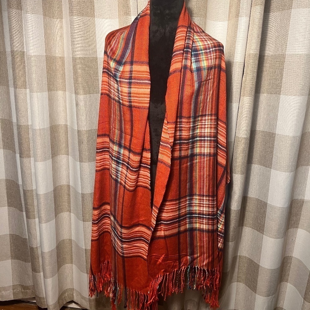 Old navy scarf preowned acrylic